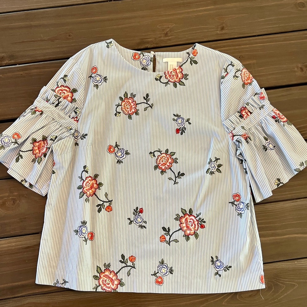 H&M Flutter Sleeve Blouse NWOT